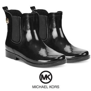 Michael Kors Charm rain booties Ankle Boots Shiny Black Patten Rubber Sz 10 NWOT